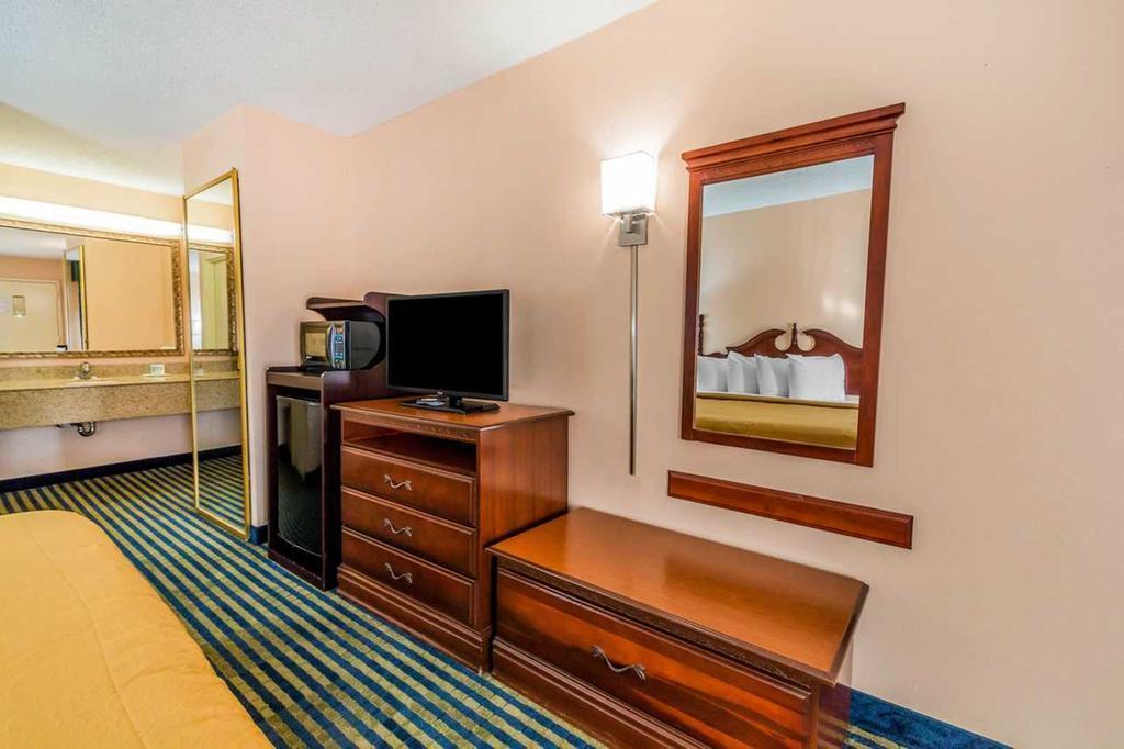 Quality Inn Savannah I-95 Εξωτερικό φωτογραφία
