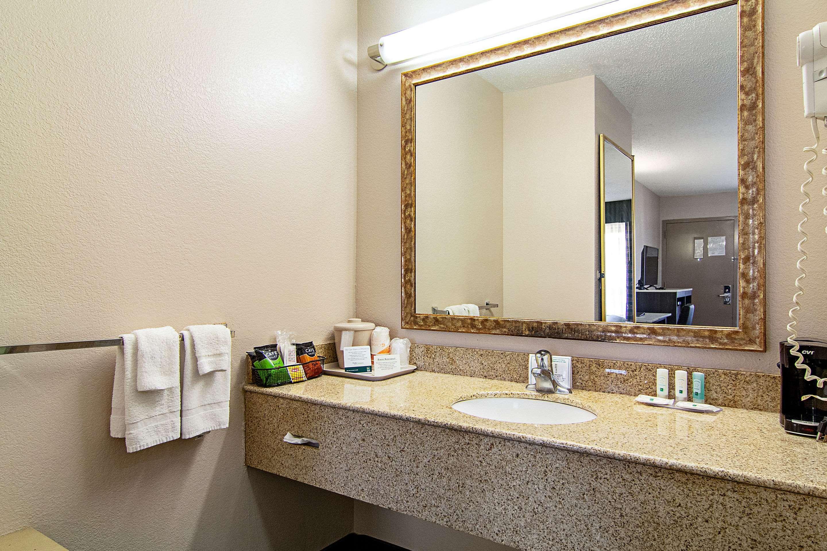 Quality Inn Savannah I-95 Εξωτερικό φωτογραφία