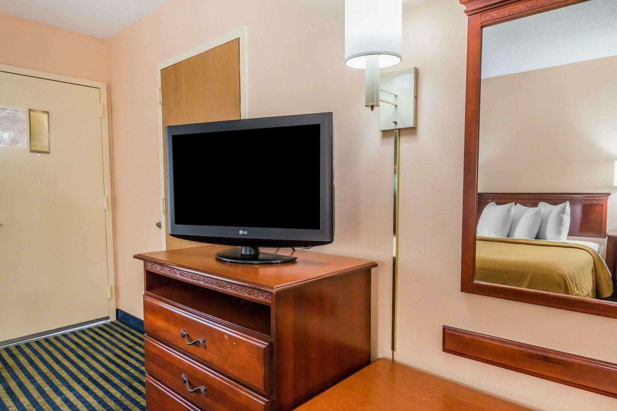 Quality Inn Savannah I-95 Εξωτερικό φωτογραφία